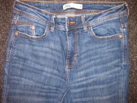 ZARA Jeans Skinny Jeans Mid-Rise mediumblau - 38 - neuwertig Nordrhein-Westfalen - Ratingen Vorschau