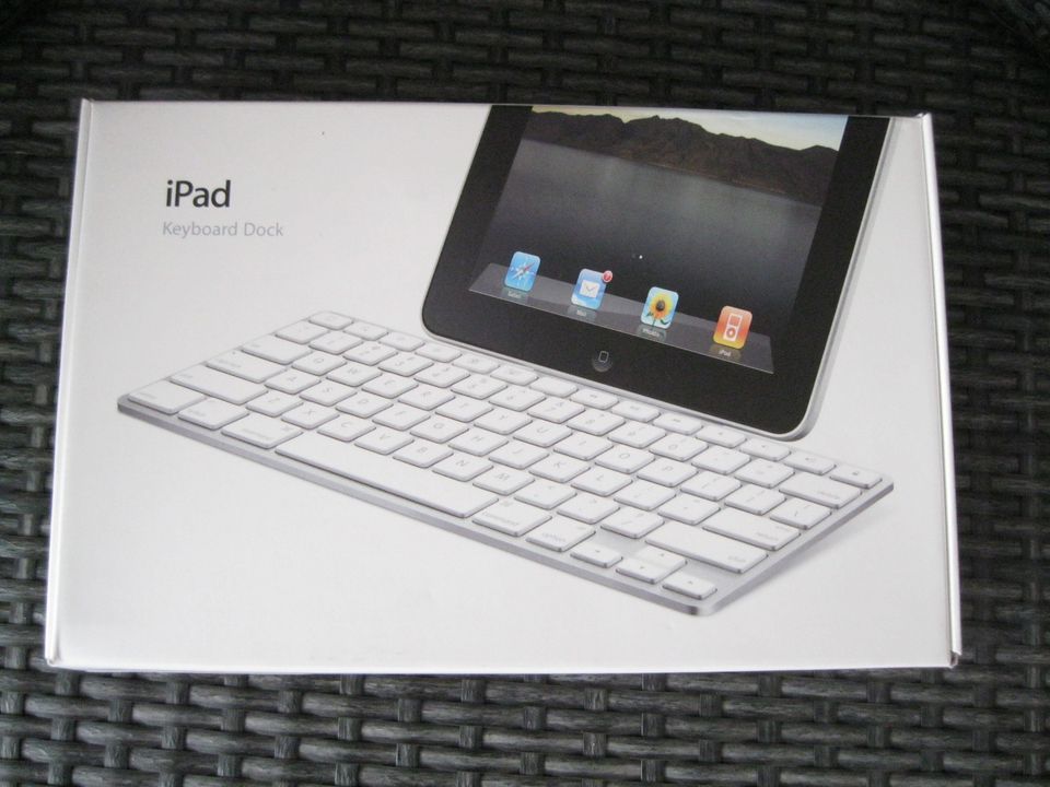 Apple iPad Keybord Dock Modell A1359 in Taunusstein