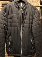 Joop Herrenjacke 15JJO-75 Massinos Größe 52 gesucht! Bayern - Würzburg Vorschau