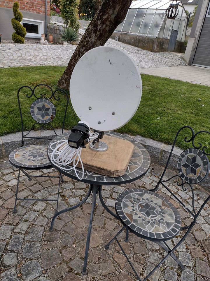 Satellitenschüssel für Camping Wohnwagen, Wohnmobile in Affing