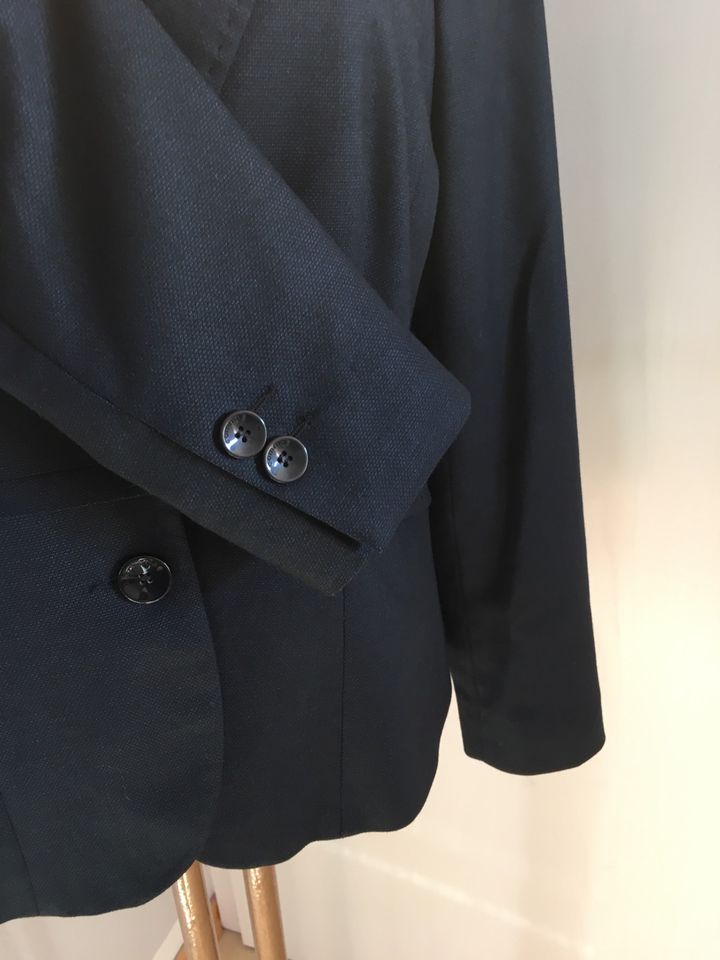 Dunkelblauer Blazer von Comma in Stuttgart