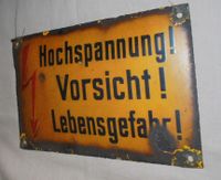 Eisenbahn- Schild ( Emaille ) Berlin - Treptow Vorschau