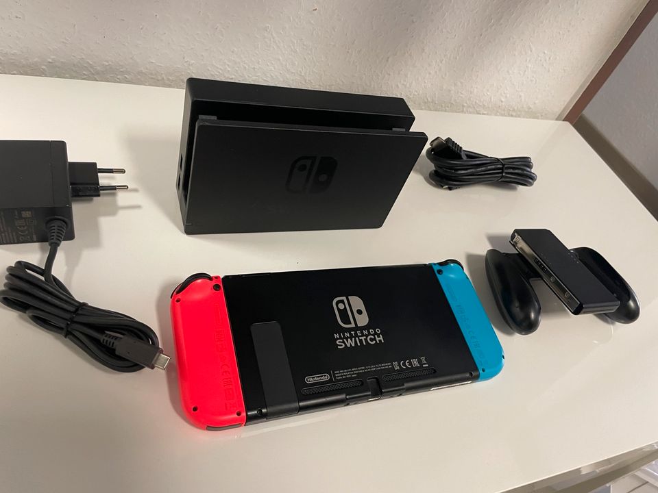 Nintendo Switch|neue Version|Anlieferung✅ in Viersen