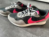 Nike Schuhe NEU Größe 40 Sachsen-Anhalt - Südharz Vorschau