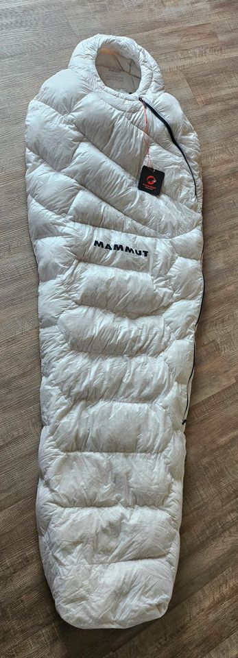 Mammut Winter Schlafsack ASP Down 195cm weiß Neu mit Etikett in Winterlingen