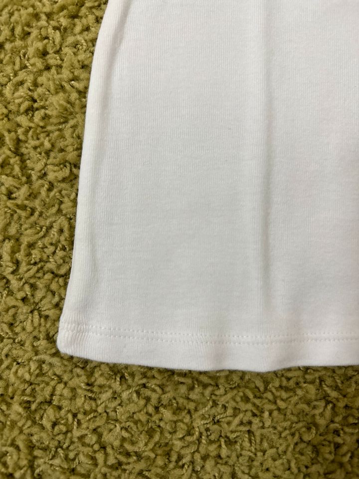 Benetton Shirt Mädchen weiß Gr 140 134 wie Neu Silberschriftzug in Dresden