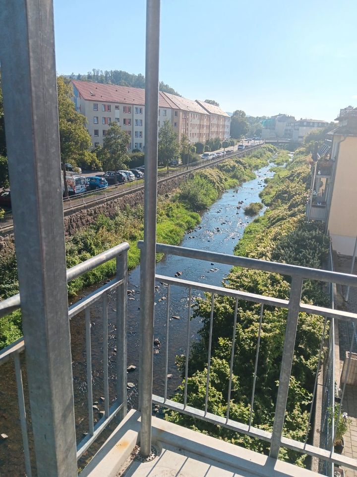 #Helle 2 Zimmer WE mit Balkon+Wanne+Wohnküche! #DD45a/re in Freital