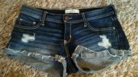 Kurze Jeans Shorts Hot Pants von Hollister Gr. W27 Nordrhein-Westfalen - Warendorf Vorschau