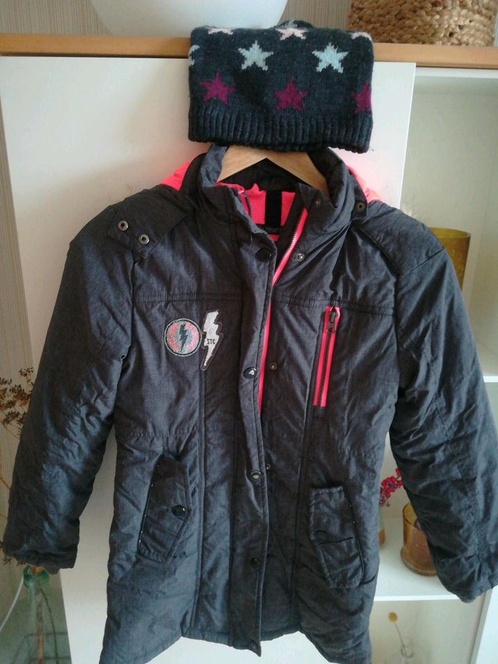 Winterjacke von Staccato plus Mütze in Langenberg