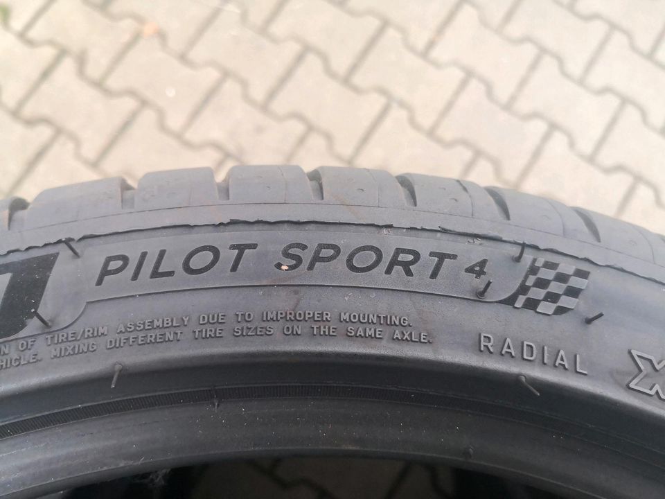 4x 225 40 18 92Y Michelin Pilot Sport 4 DOT 06/22 7mm in Unna