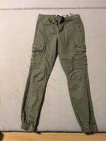 Vero Moda, VMIVY MID RISE Cargohose, Gr. M/32 Hessen - Büttelborn Vorschau