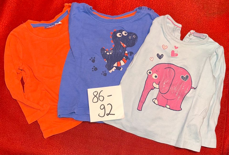 Verschiedene Kinderkleider Gr. 80 bis 134/140 / pro Teil 1,00€ in Bad Dürrheim