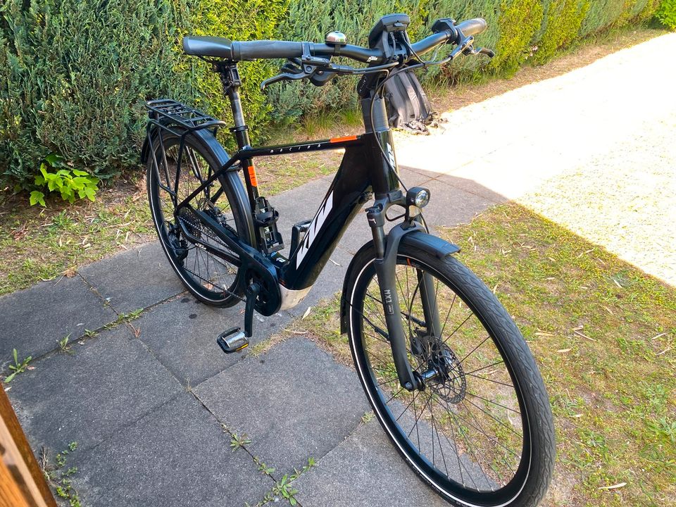 KTM E-Bike Macina Tour P510 in Glinde