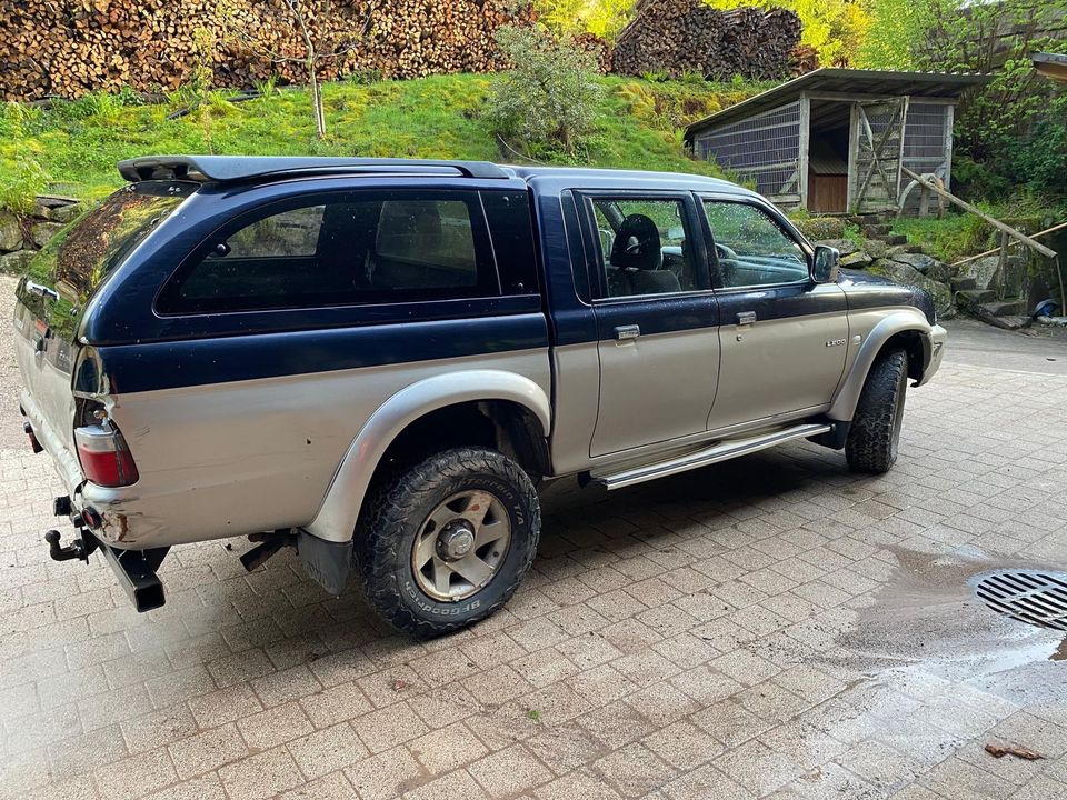 Mitsubishi L200 Pickup in Durbach