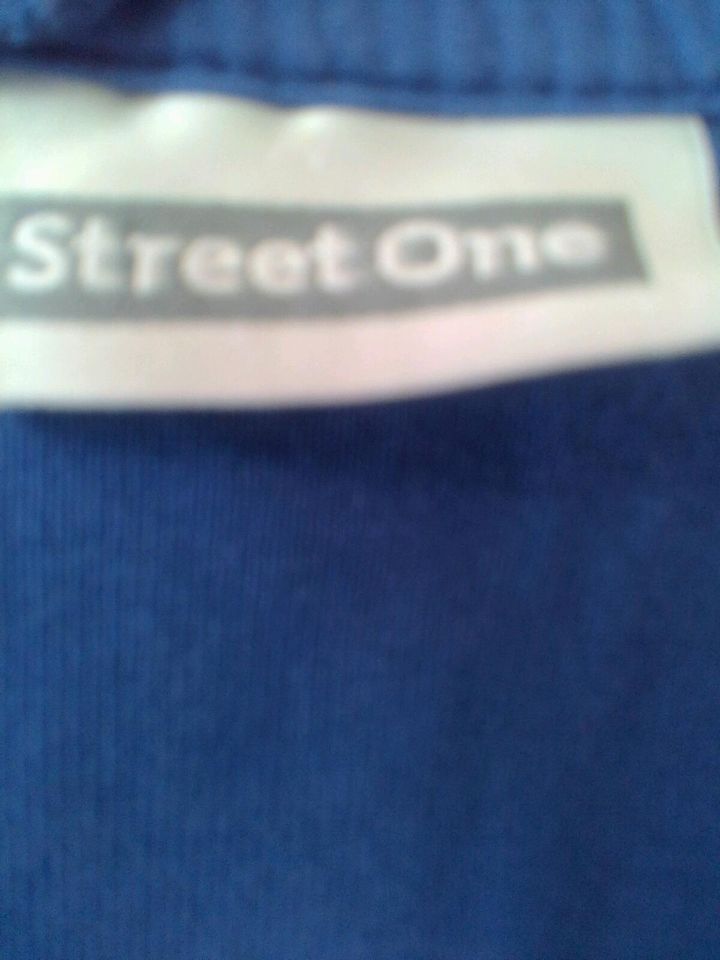 T-Shirt von STREET ONE, Gr. 42 in Neunkirchen