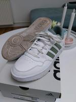 adidas Sneaker weiß Gr.42(eher 41!) Niedersachsen - Wunstorf Vorschau