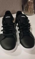 Schuhe ADIDAS NEU!!!!   Gr 39 1/3 Duisburg - Duisburg-Mitte Vorschau