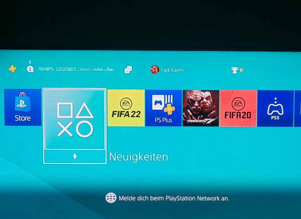 PS4 pro 1tb+ 2 Controller und  3 Spiele zum verkaufen in Stuttgart