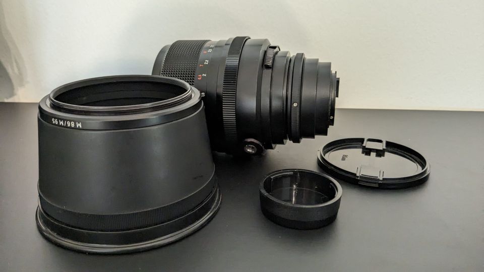 Zeiss Sonnar 2,8/180 MC PENTACON Objektiv Camera Lens mit Adapter in München