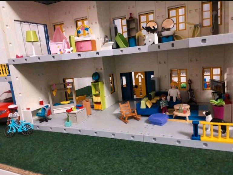 Ikea Kallax + Playmobil Einfamilienhaus in Rheinfelden (Baden)