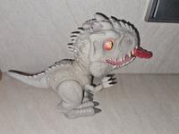 Jurassic world Dinosaurier light sound indominos rex baby Nordrhein-Westfalen - Gladbeck Vorschau