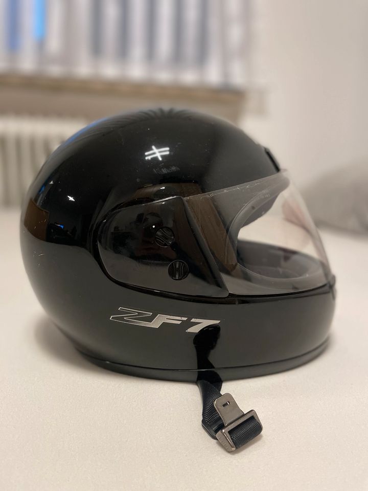 Motorrad helm in Markdorf