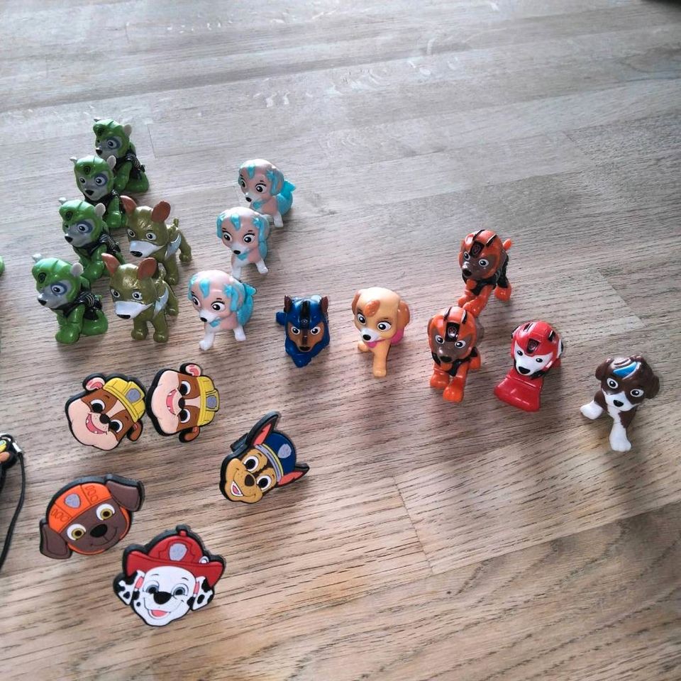 Paw Patrol Sammelfiguren Stempel Anhänger Armband in Riederich