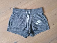 Nike Shorts Pants grau kurze Hose Sport Gr. S XS 34 36 Bayern - Hohenfurch Vorschau