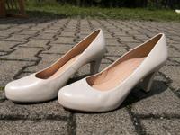 Weiẞe Pumps unisa 39 Bayern - Germering Vorschau