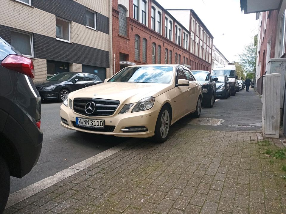 Mercedes Benz E 200 CDI Blue EFFICIENCY in Wuppertal