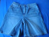 Jeans Shorts, Lands` End, Gr. 36, neu Hessen - Elz Vorschau