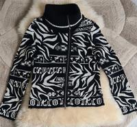 Marc Cain Strickjacke N4 Schwarz Weiss Gr. L 40 zustand gut! Bayern - Starnberg Vorschau