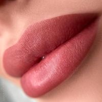 Lippen Permanent MakeUp Kontur Kiel Mitte mit Nachbehandlung Kiel - Kiel - Vorstadt Vorschau