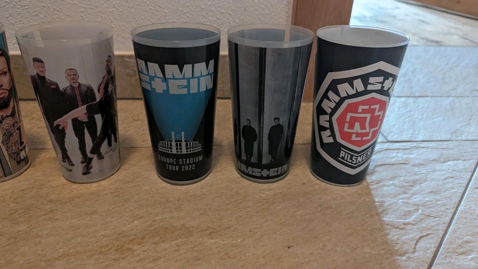 Becher Rammstein Metallica in Nußdorf am Inn