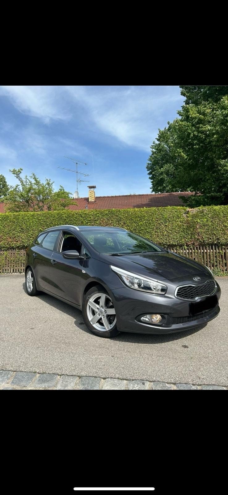 Abbildung des Autos Kia Ceed 1.6 CRDi Navi&#…