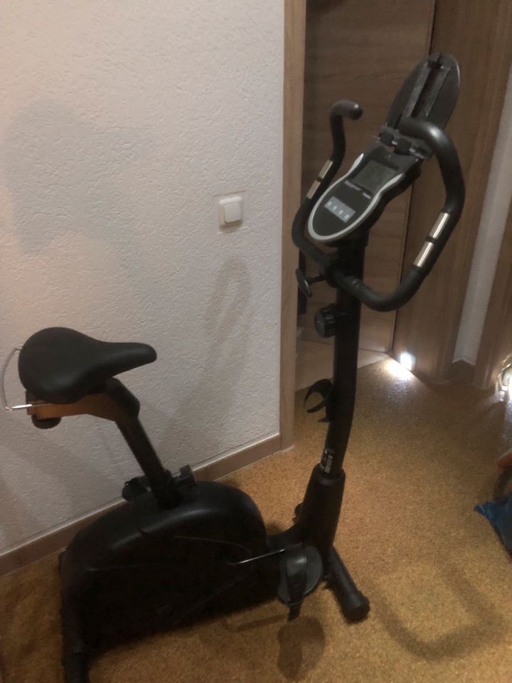 Heimtrainer Fahrrad in Herne