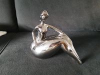 Figur Frau Chrom silber Keramik  20 x 18 cm Hessen - Riedstadt Vorschau