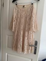 Gehäckeltes Sommerkleid gr.40 Edewecht - Edewecht - Friedrichsfehn Vorschau