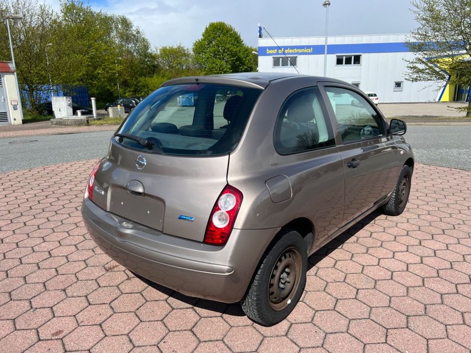 Nissan Micra Visia in Mölln