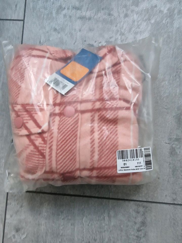 Leichte Jacke Fleece Mädchen Größe 86/92 NEU in Balve