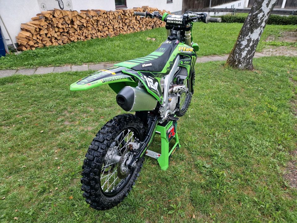 Kawasaki KX250 21er Motor neu kxf in Lehesten Thürw