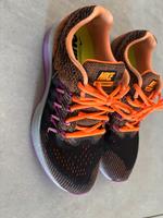 Nike Schuhe Sneaker Runing Gr 41 Zoom vomero 10 TOP Niedersachsen - Peine Vorschau