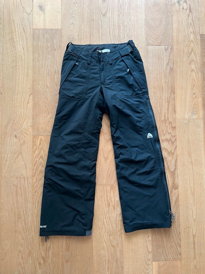 Nike ACG Skihose * Schneehose * Gr. S * Goretex in Berlin