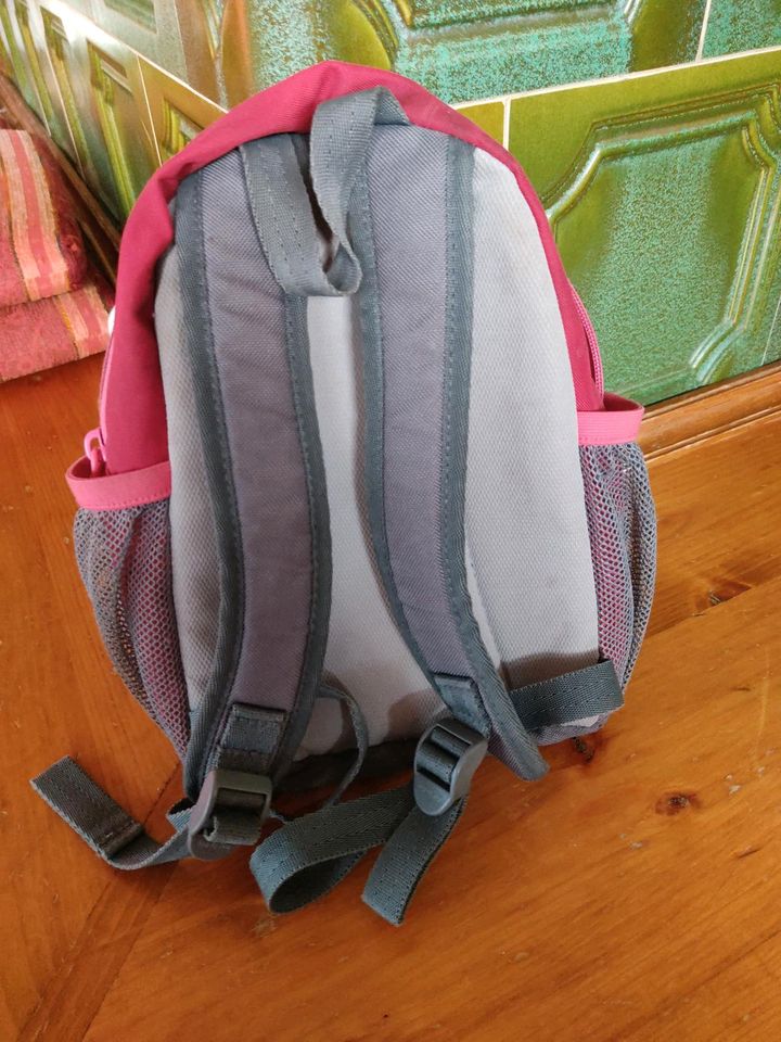 Reizender Kindergarten Rucksack Step by Step Junior rot in Rieden a. Forggensee