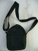 Top mehrfächerige Tasche Umhängetasche Handtasche schwarz klein Baden-Württemberg - Lahr (Schwarzwald) Vorschau