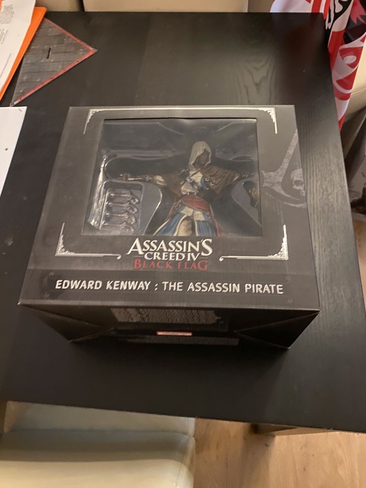 Assassins Creed Black Flag Edward Kennway Figur in Wesseling