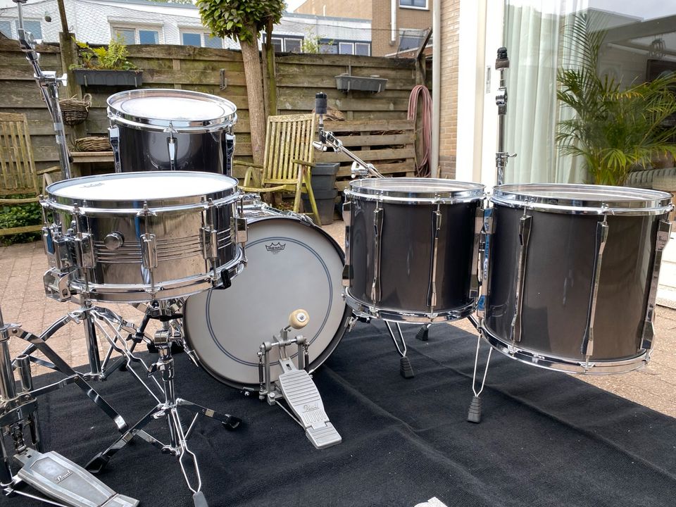 Pearl MLX maple 20,12,14,15” plus snare und hardware in Emmerich am Rhein