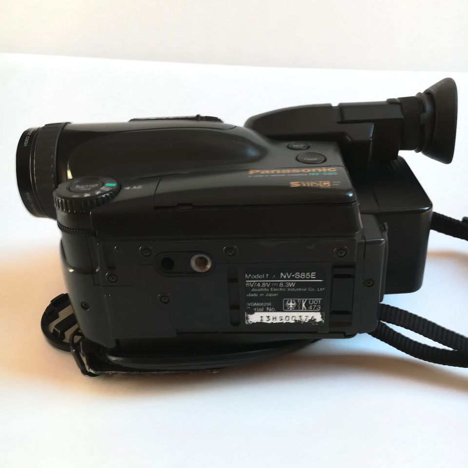 Panasonic S-VHS-C Movie Camera NV-S85 defekt in Wolfratshausen