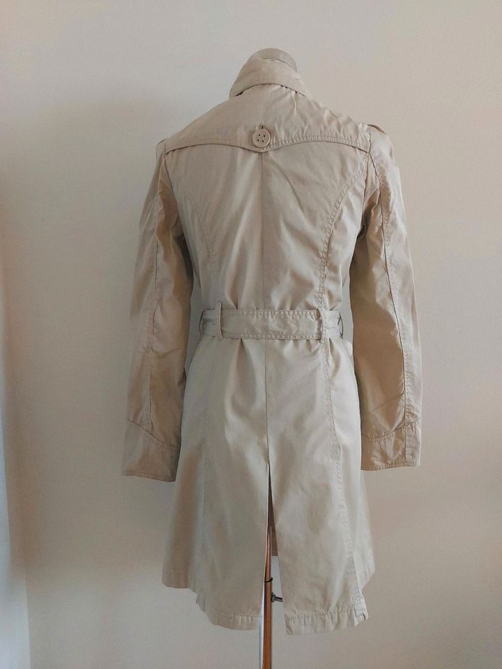 Amisu Trenchcoat / Mantel beige Gr. 36/S in Berlin