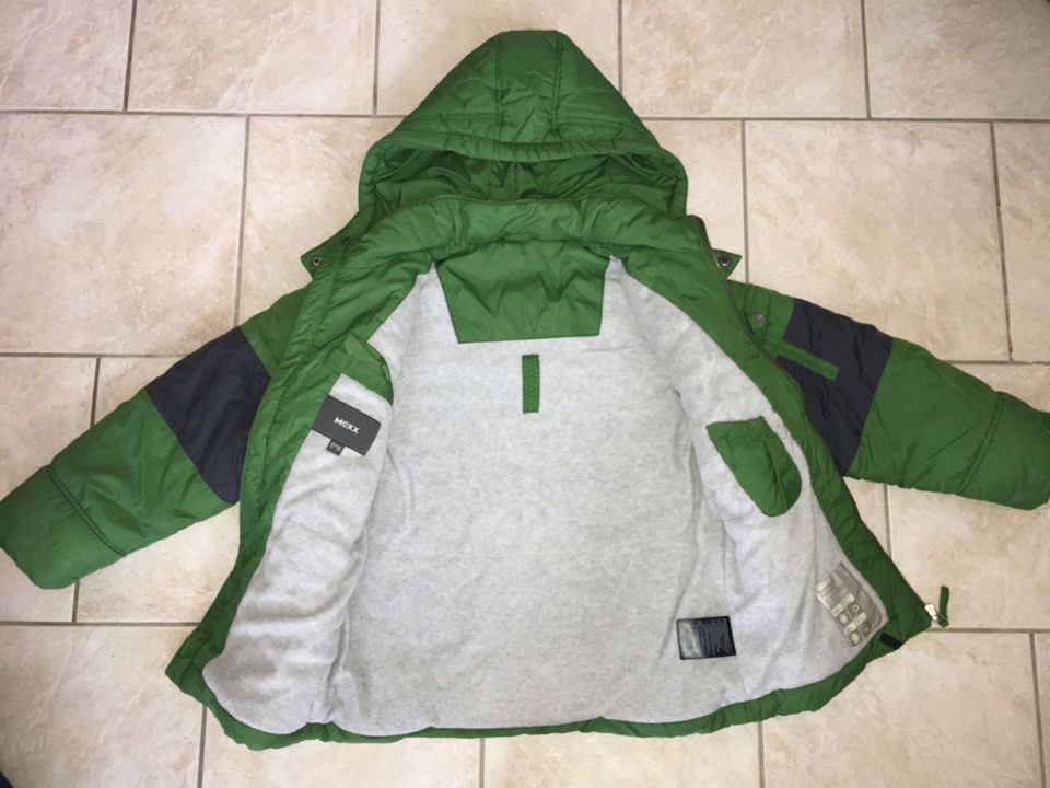 Neuw. MEXX Winterjacke 134/140 grün Schneejacke Jacke warm Jungen in Harth-Pöllnitz